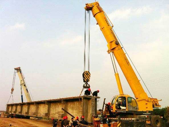 昆明設備吊裝搬運公司就找海鷗搬家